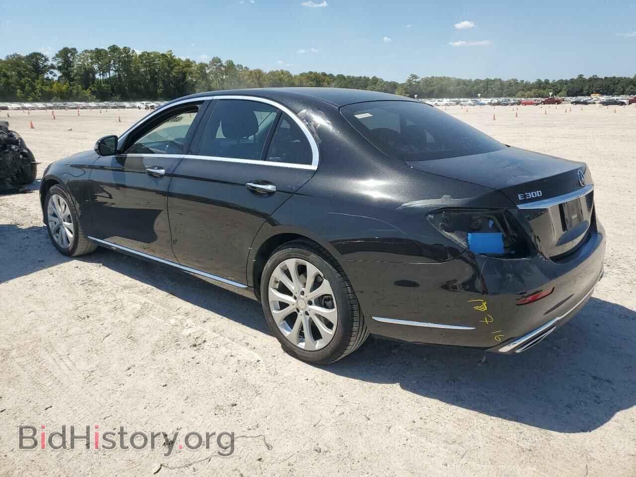 2017 MERCEDES-BENZ E-CLASS - VIN: WDDZF4JB7HA223516 - Фото 2