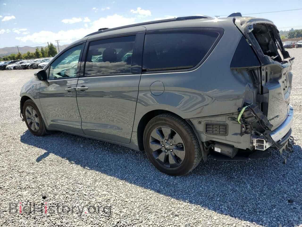2020 CHRYSLER PACIFICA - VIN: 2C4RC1N70LR251198 - Photo 2
