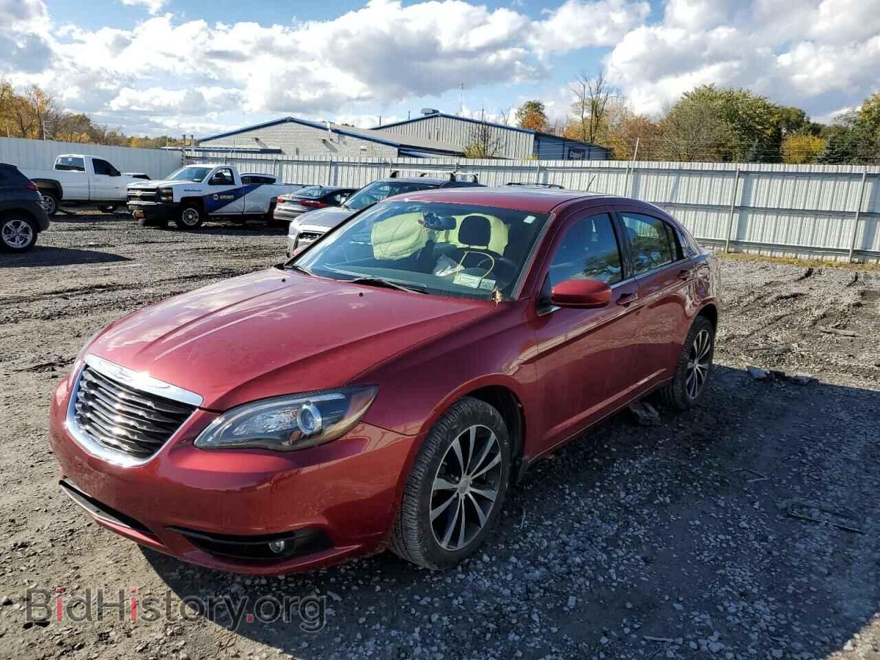 2013 CHRYSLER 200 - VIN: 1C3CCBBB9DN575080 - Фото 2