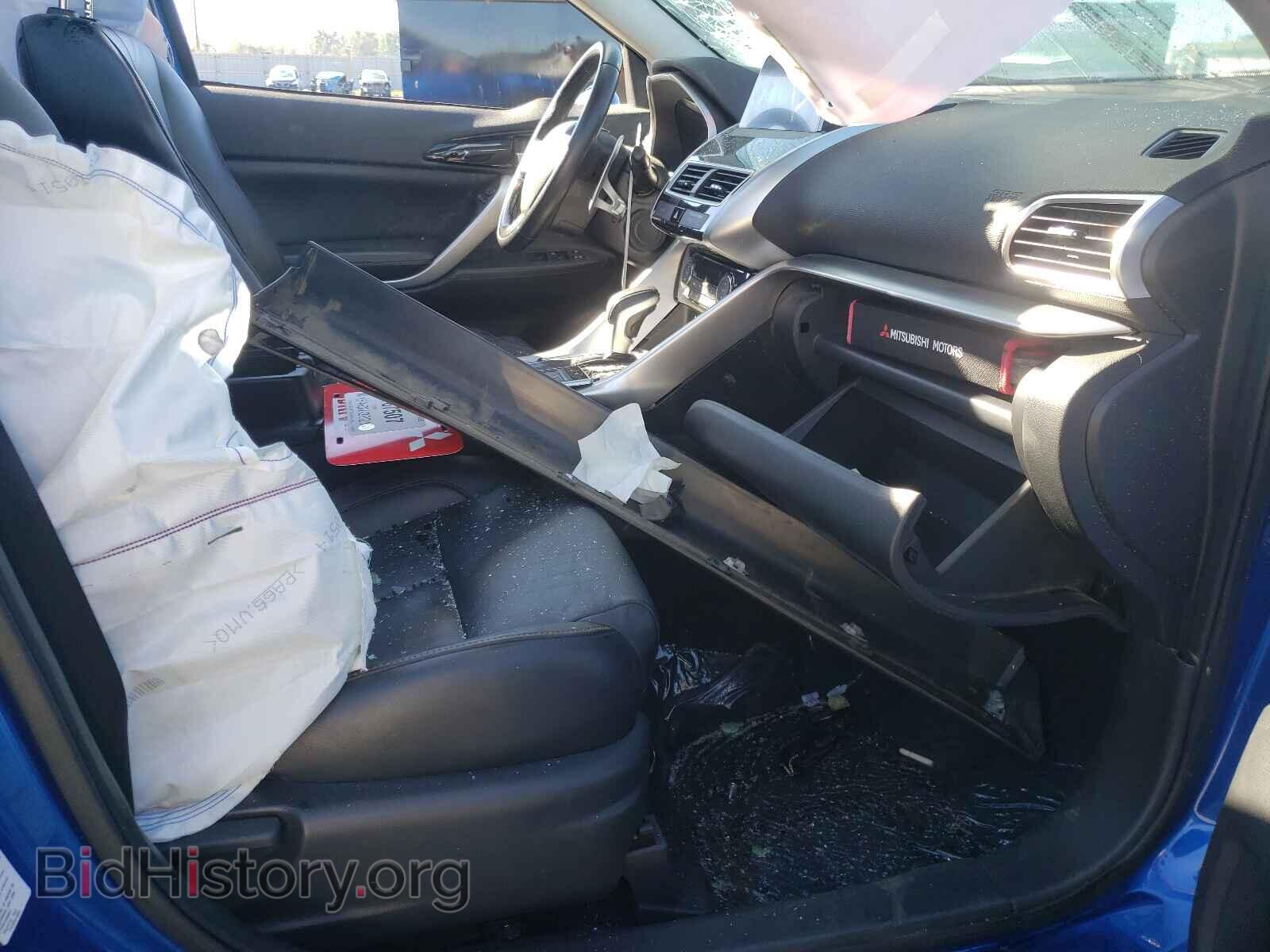 2018 MITSUBISHI ECLIPSE - VIN: JA4AT5AA0JZ067589 - Photo 5