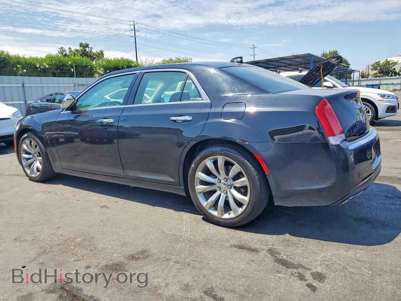 2017 CHRYSLER 300 - VIN: 2C3CCAEG7HH668003 - Photo 2