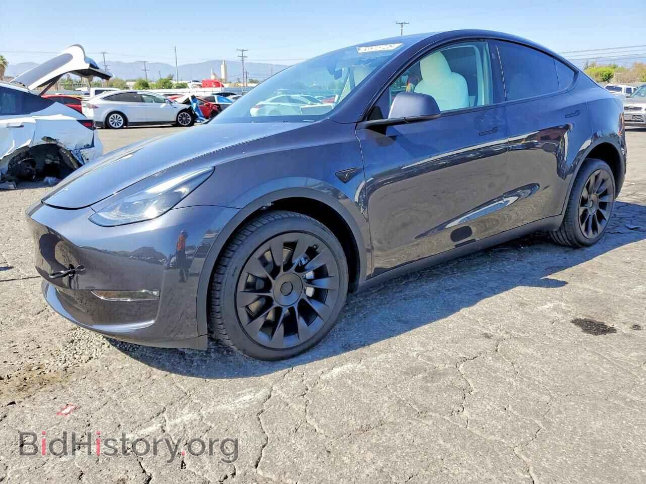 Фотография 7SAYGDEE2RF082552 - TESLA MODEL Y 2024