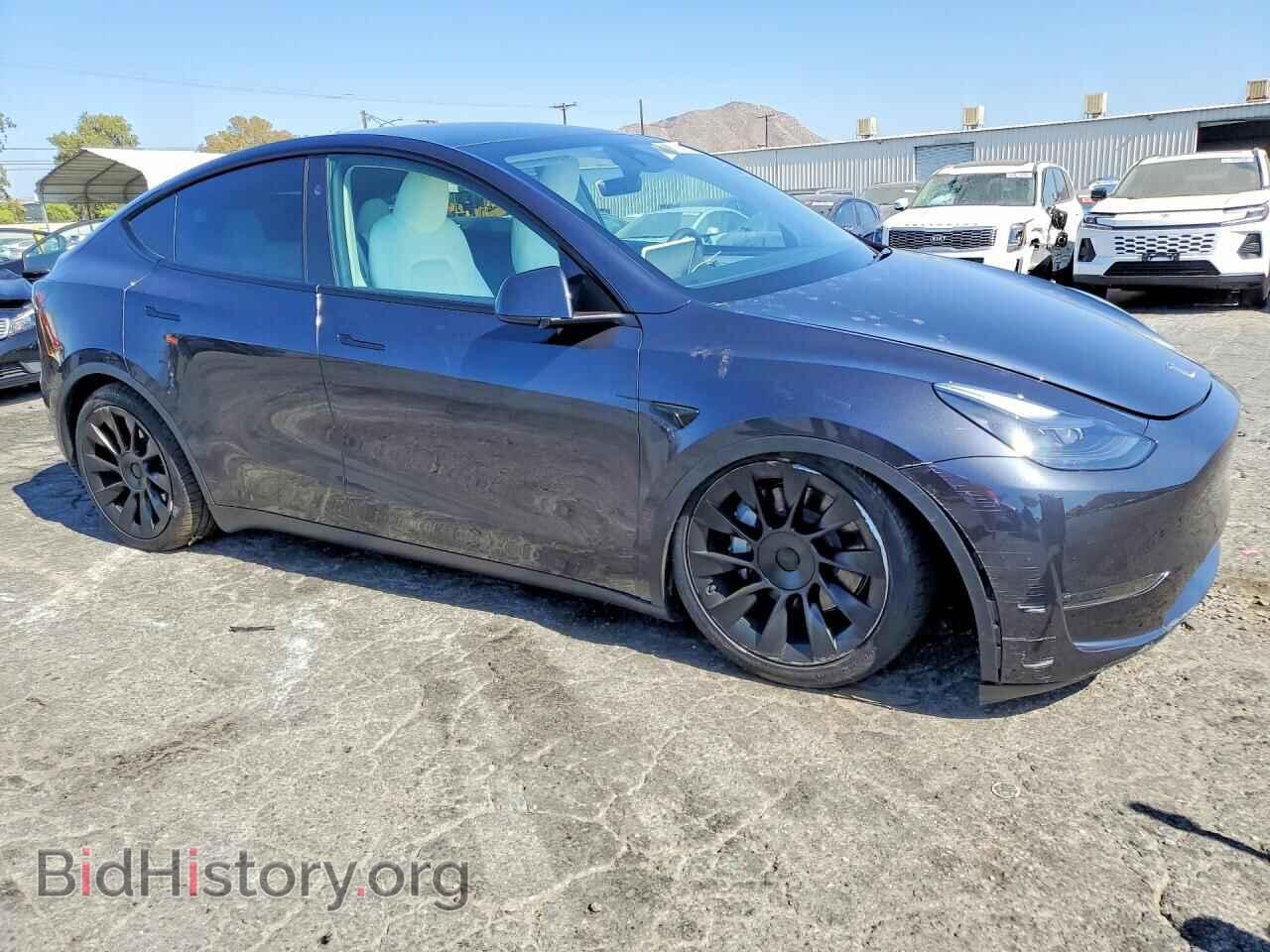 2024 TESLA MODEL Y - VIN: 7SAYGDEE2RF082552 - Фото 4
