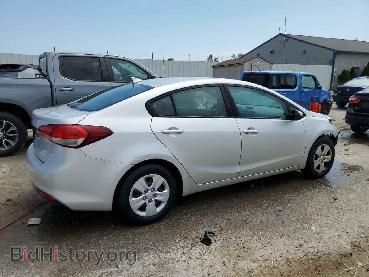 2017 KIA FORTE - VIN: 3KPFL4A74HE104806 - Фото 3