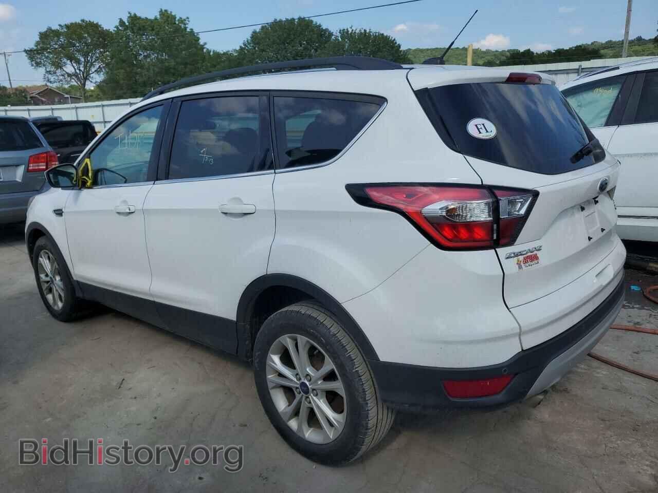 2017 FORD ESCAPE - VIN: 1FMCU0GD9HUB67077 - Фото 2