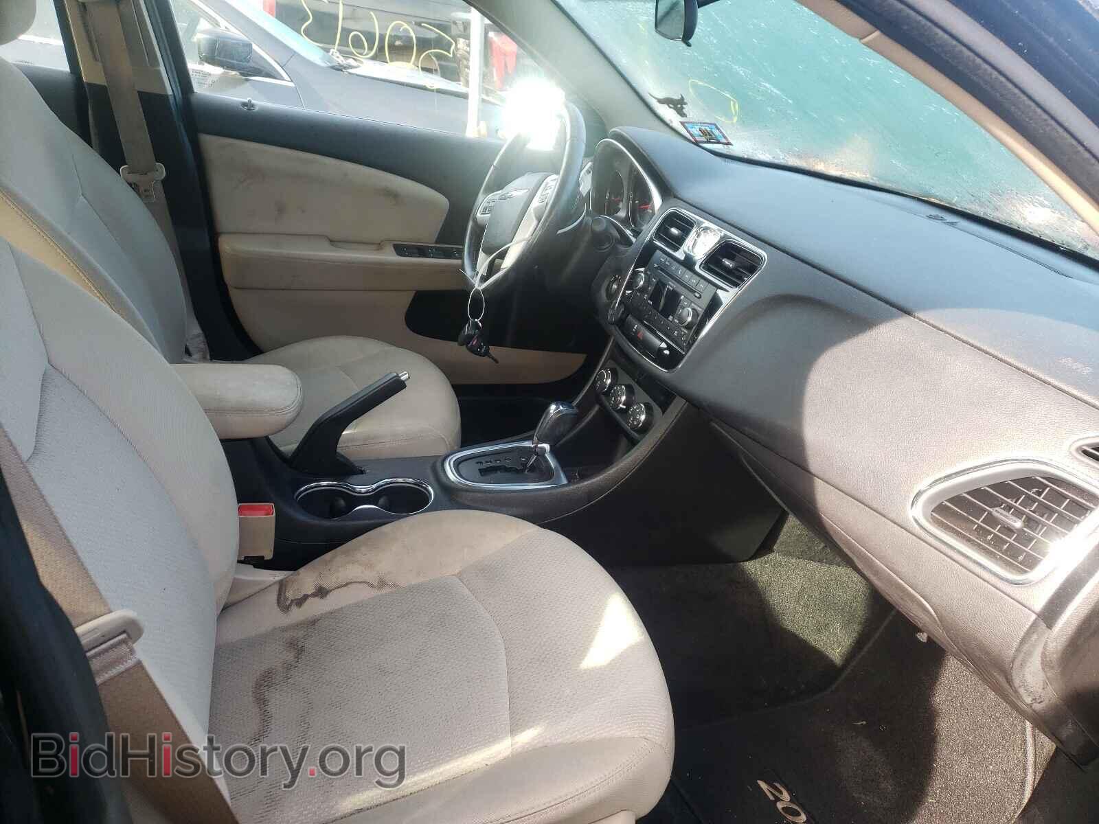 2011 CHRYSLER 200 - VIN: 1C3BC1FB2BN607901 - Фото 5