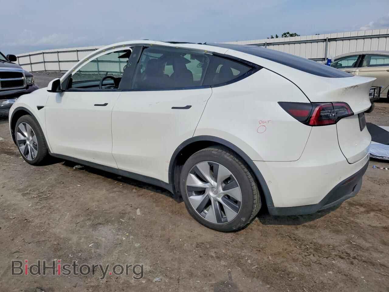 2022 TESLA MODEL Y - VIN: 7SAYGDEE4NA012476 - Photo 2