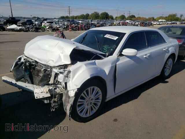 2014 CHRYSLER 300 - VIN: 2C3CCARG1EH309798 - Фото 2