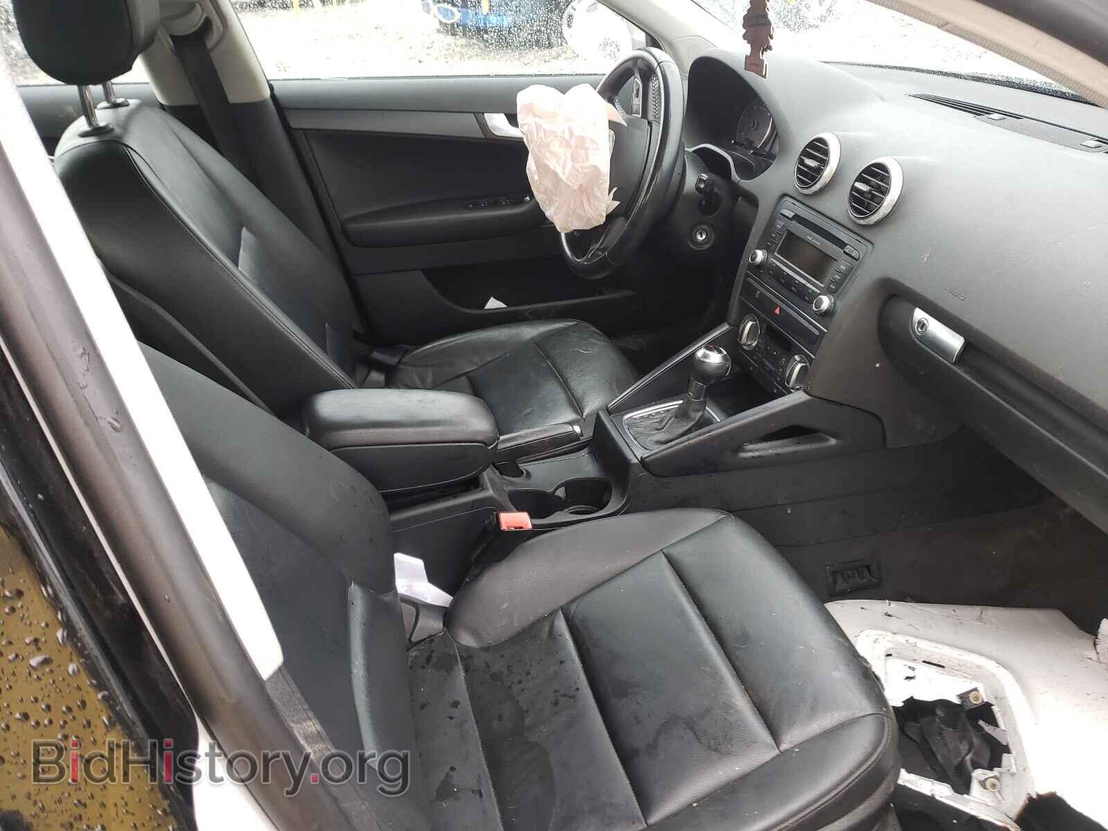 2011 AUDI A3 - VIN: WAUBJBFMXBA044545 - Фото 5