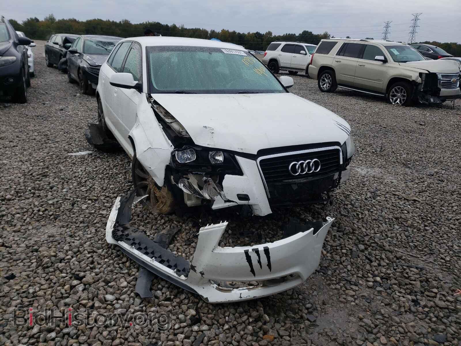 2011 AUDI A3 - VIN: WAUBJBFMXBA044545 - Фото 9