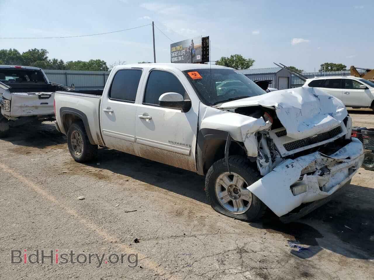 2011 CHEVROLET ALL Models - VIN: 3GCPKSE3XBG242204 - Фото 4