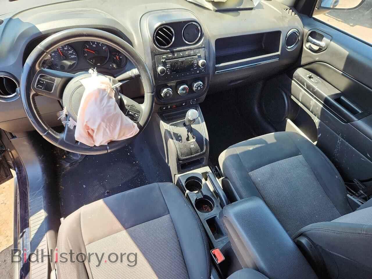 2011 JEEP COMPASS - VIN: 1J4NT1FB3BD226843 - Photo 8