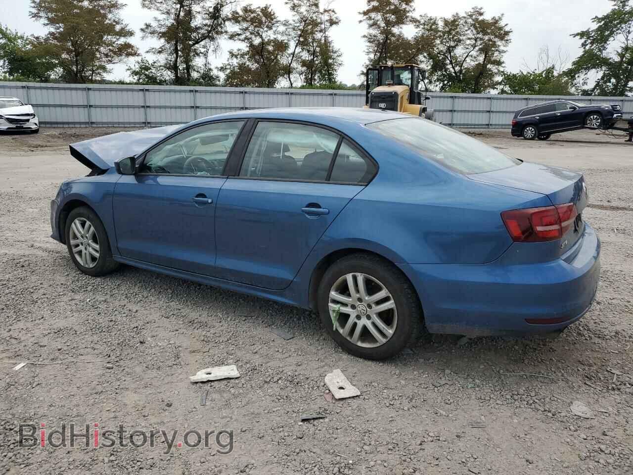 2018 VOLKSWAGEN JETTA - VIN: 3VW2B7AJ0JM262373 - Фото 2