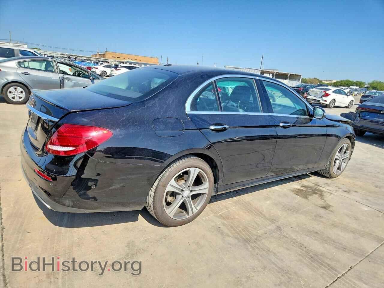 2017 MERCEDES-BENZ E-CLASS - VIN: WDDZF4JB0HA066167 - Фото 3