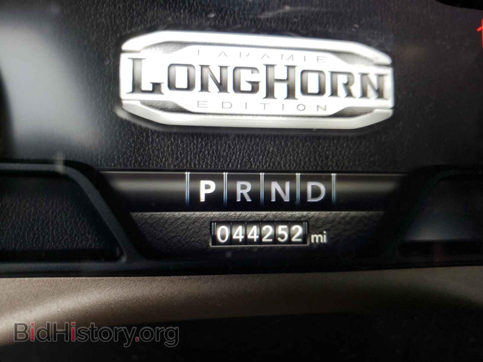 2019 RAM 1500 - VIN: 1C6SRFKT8KN886879 - Фото 8