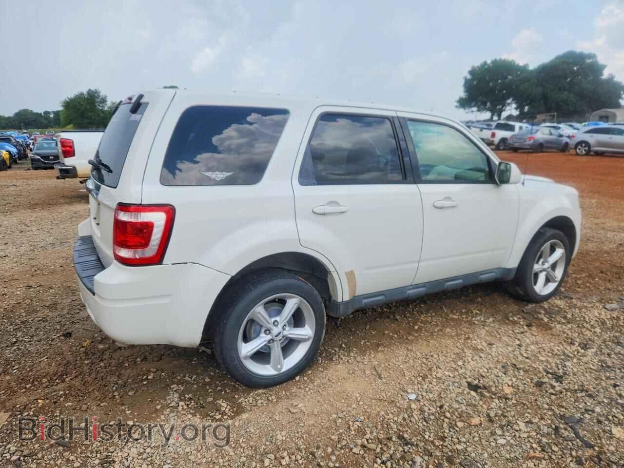 2011 FORD ESCAPE - VIN: 1FMCU0E75BKA63363 - Фото 3