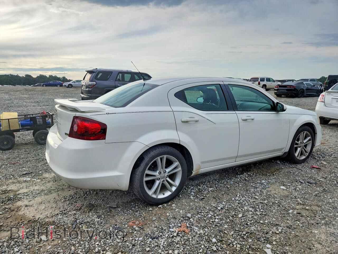 2011 DODGE AVENGER - VIN: 1B3BD1FG2BN517086 - Фото 3