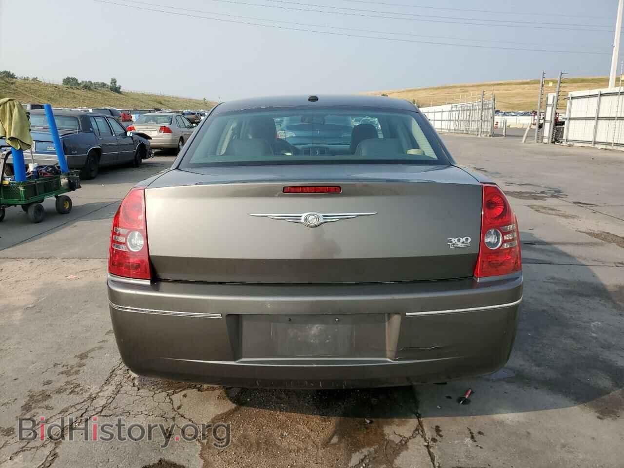 2010 CHRYSLER 300 - VIN: 2C3CA5CV5AH212831 - Фото 6