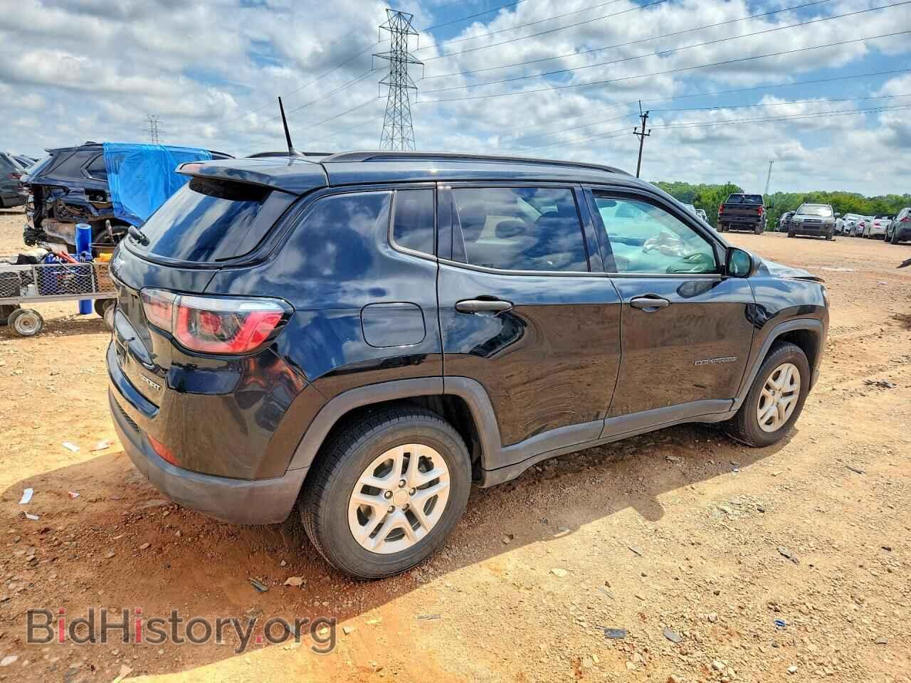 2018 JEEP COMPASS - VIN: 3C4NJCAB2JT181546 - Фото 3