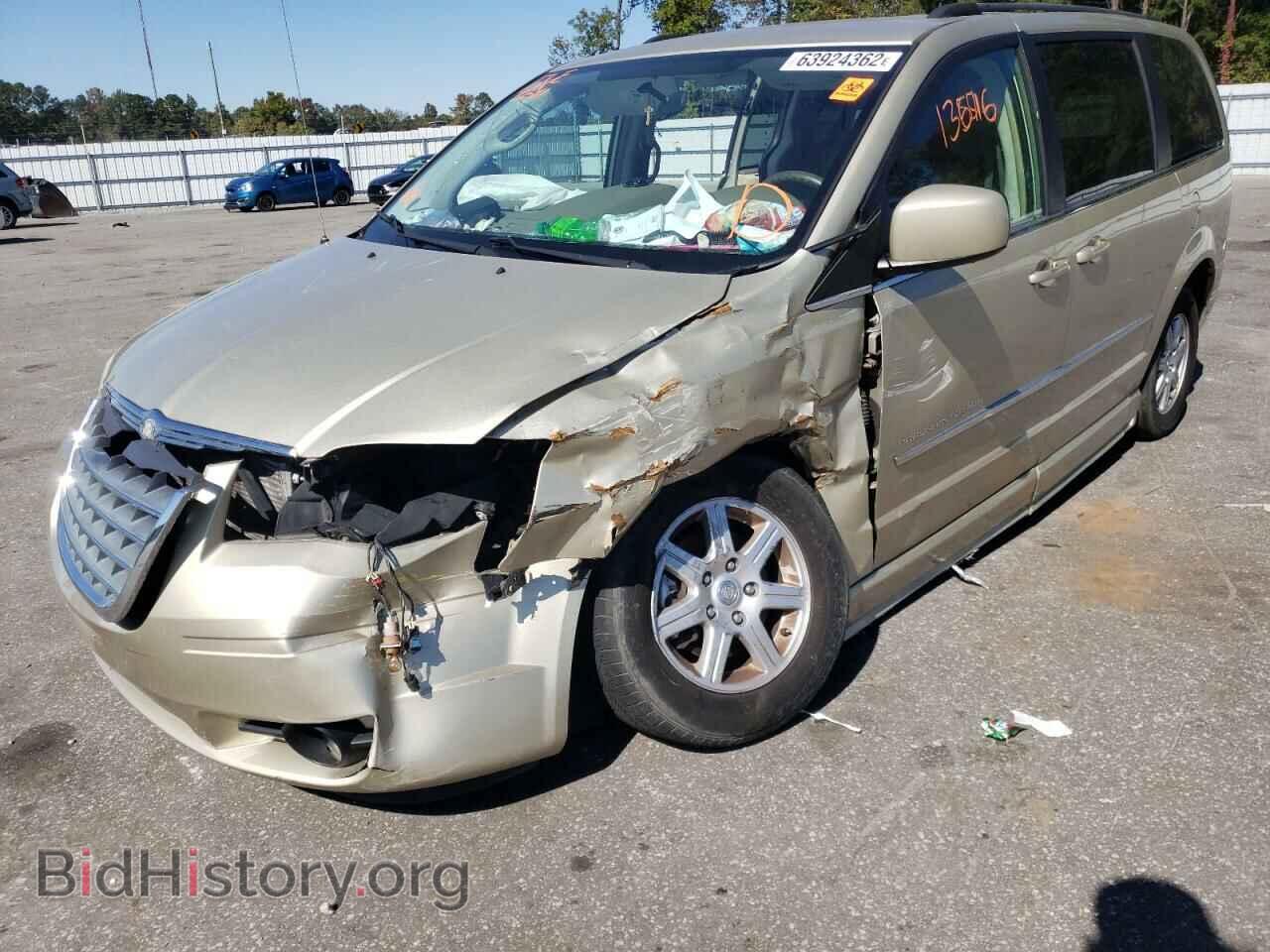 2010 CHRYSLER MINIVAN - VIN: 2A4RR5D11AR244013 - Фото 2