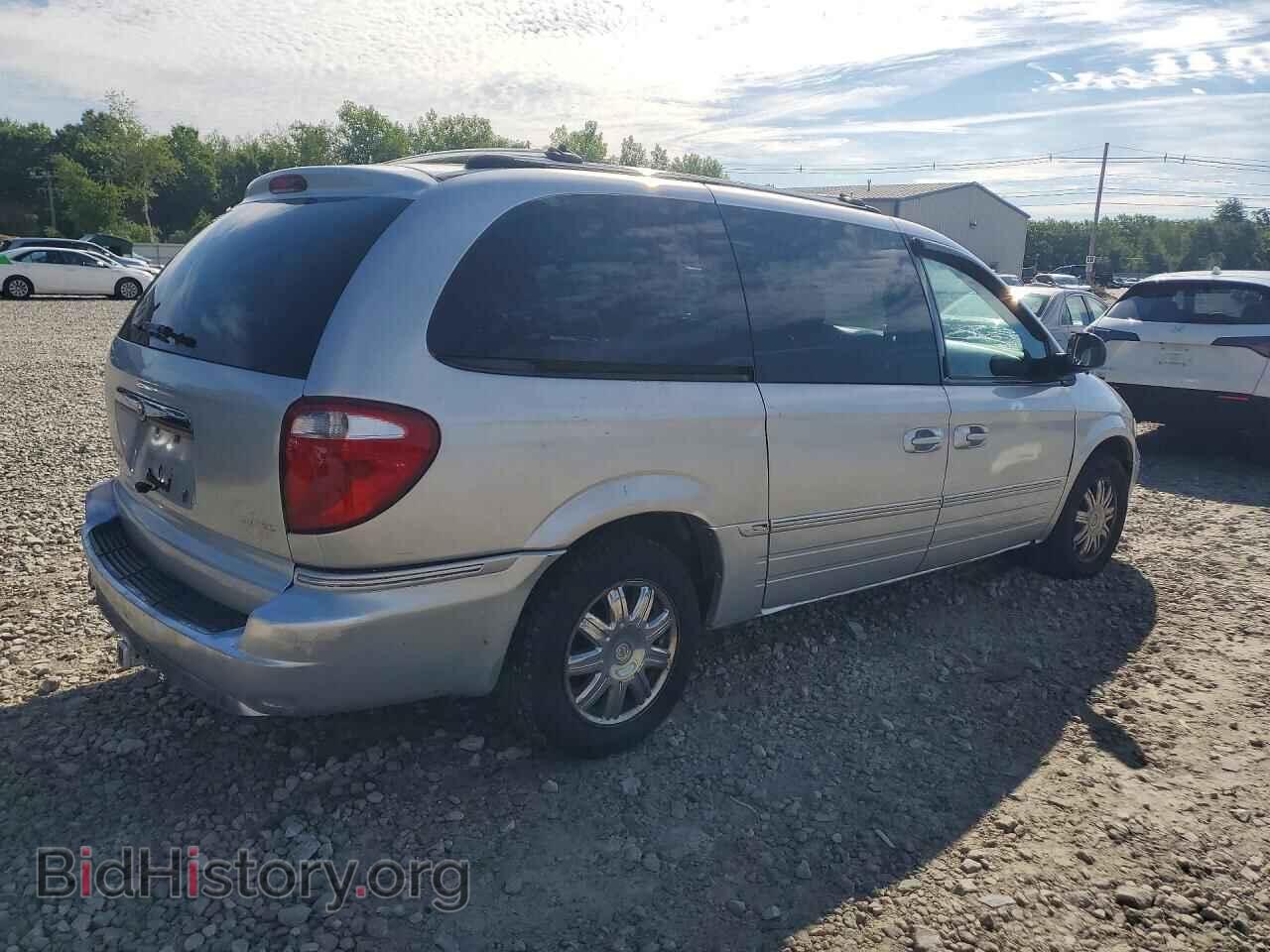 2005 CHRYSLER MINIVAN - VIN: 2C4GP64L15R233383 - Photo 3