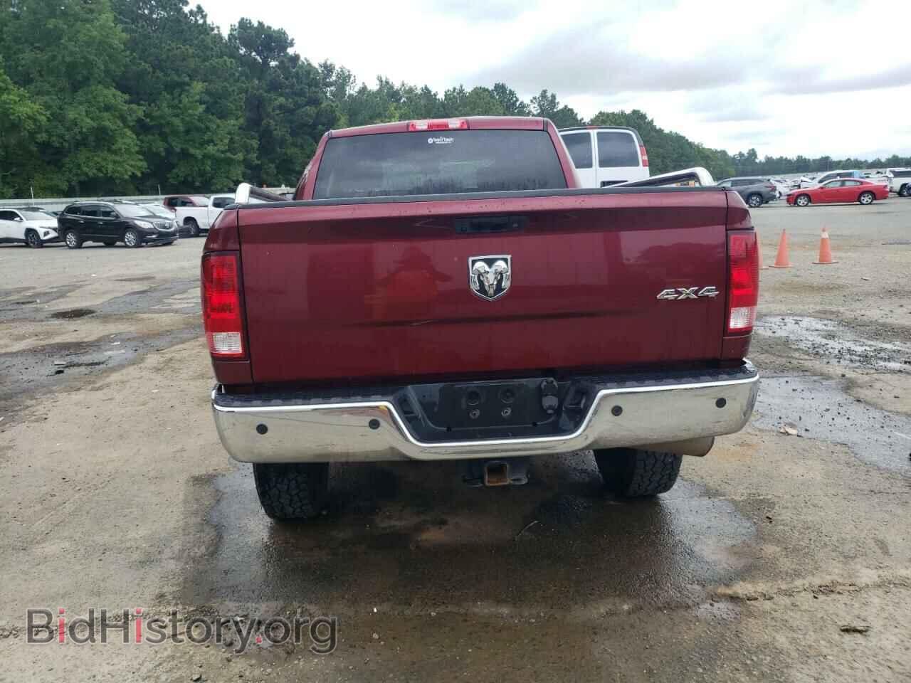 2018 RAM All Models - VIN: 3C6UR5CL6JG381822 - Photo 6
