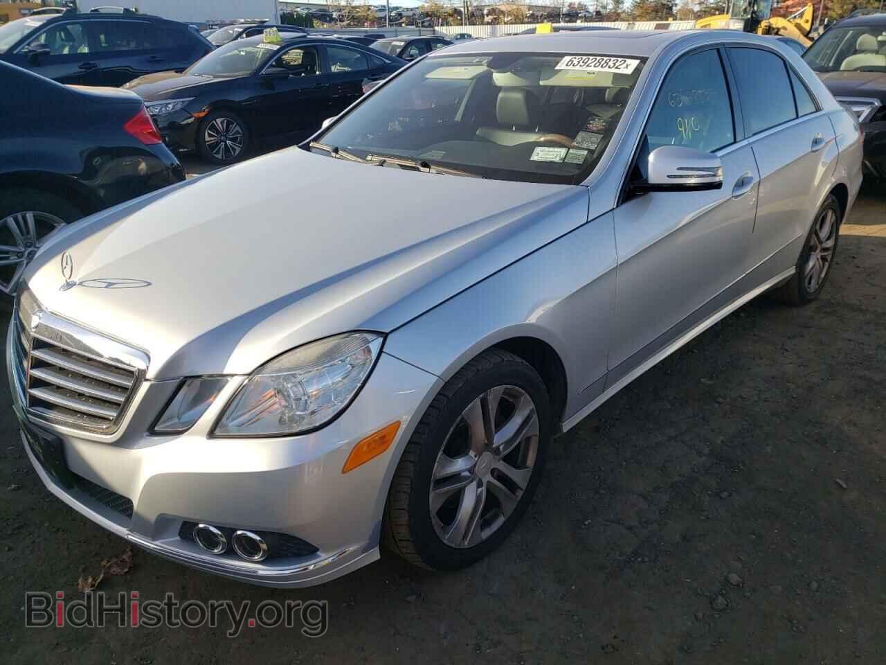 2011 MERCEDES-BENZ E-CLASS - VIN: WDDHF8HB2BA264037 - Фото 2