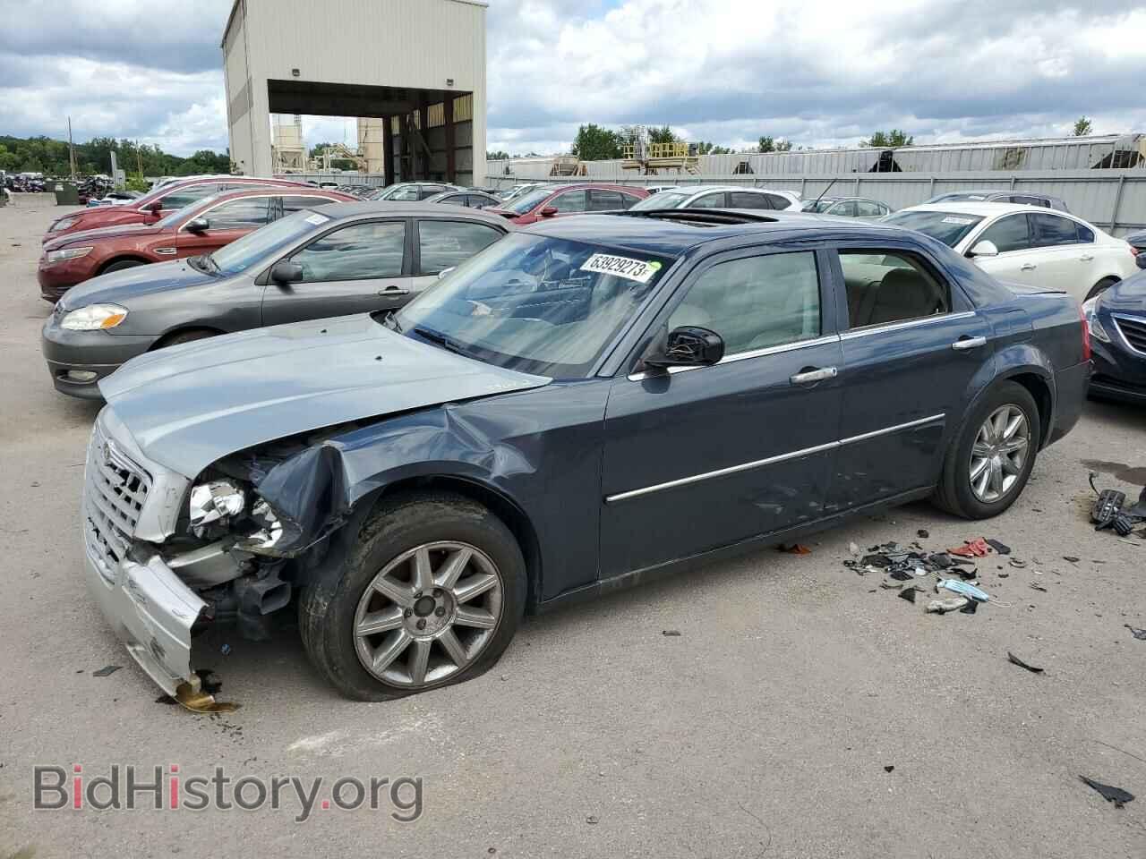 Photo 2C3KA33GX8H183113 - CHRYSLER 300 2008