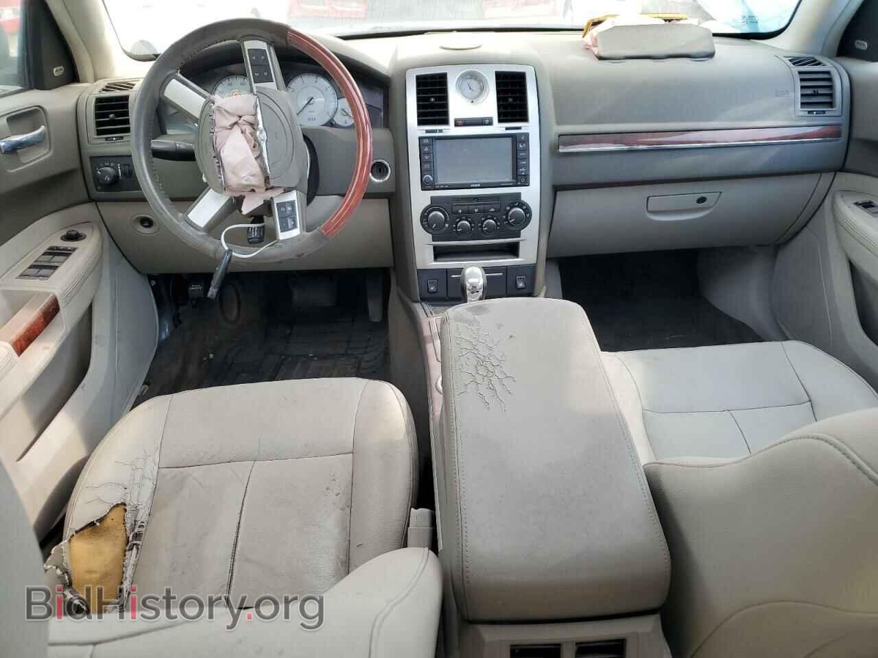 2008 CHRYSLER 300 - VIN: 2C3KA33GX8H183113 - Фото 8
