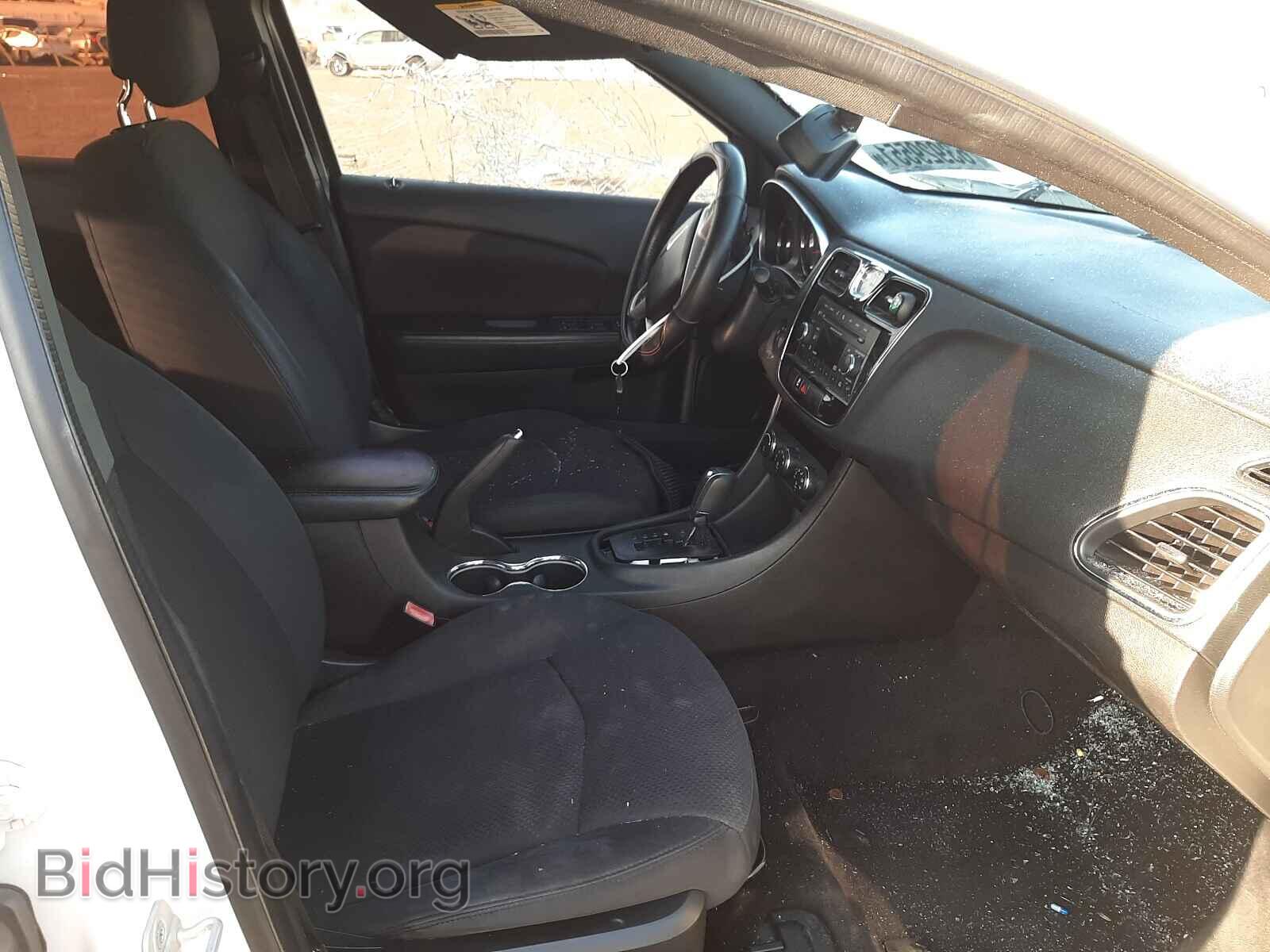 2012 CHRYSLER 200 - VIN: 1C3CCBBG7CN267898 - Фото 5