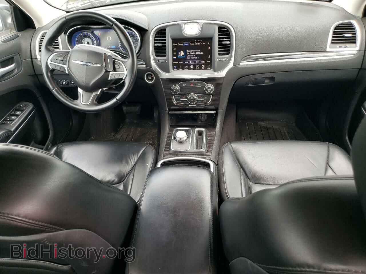 2016 CHRYSLER 300 - VIN: 2C3CCAAG2GH358359 - Фото 8