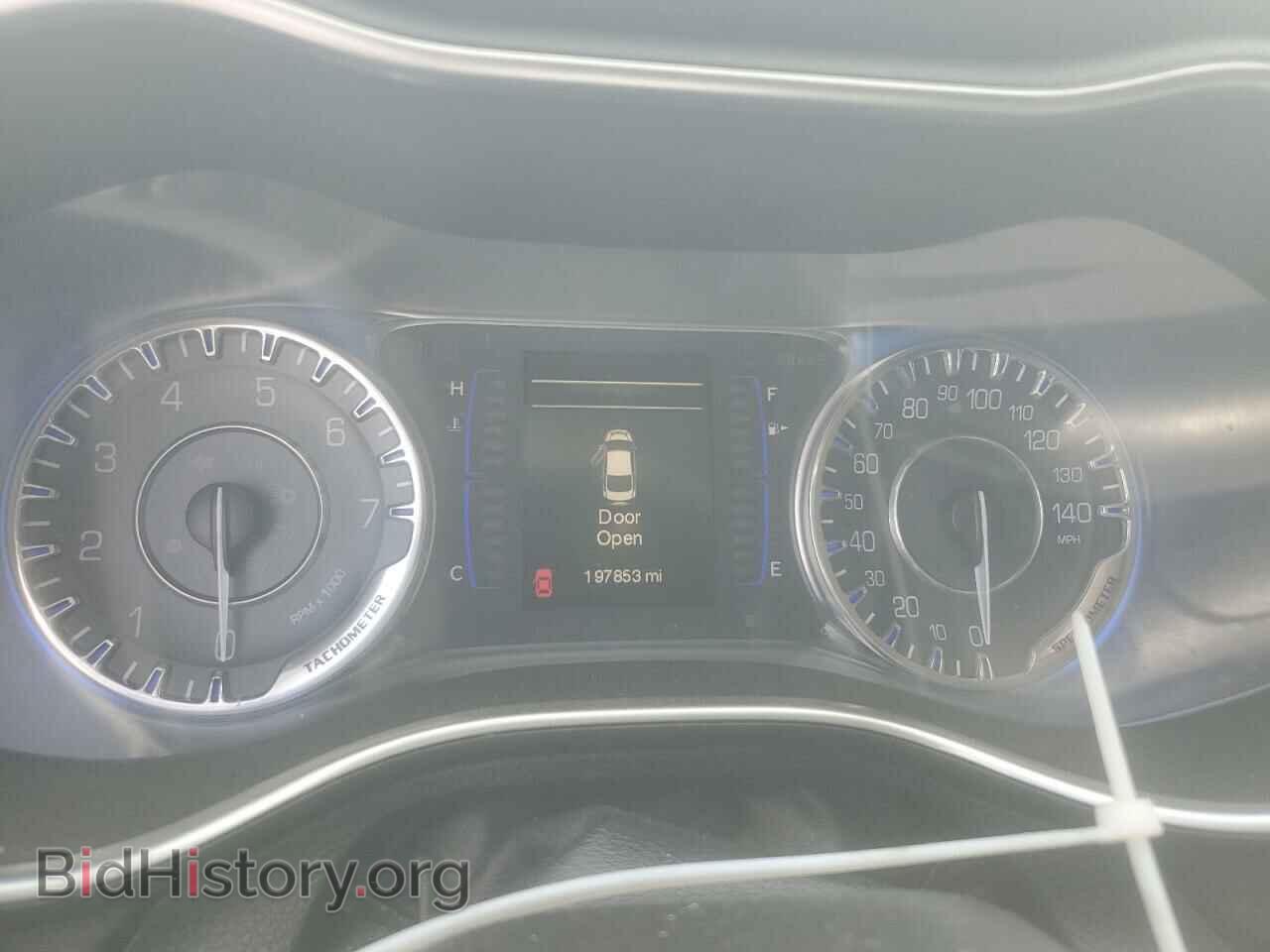2015 CHRYSLER 200 - VIN: 1C3CCCAB3FN756525 - Фото 9
