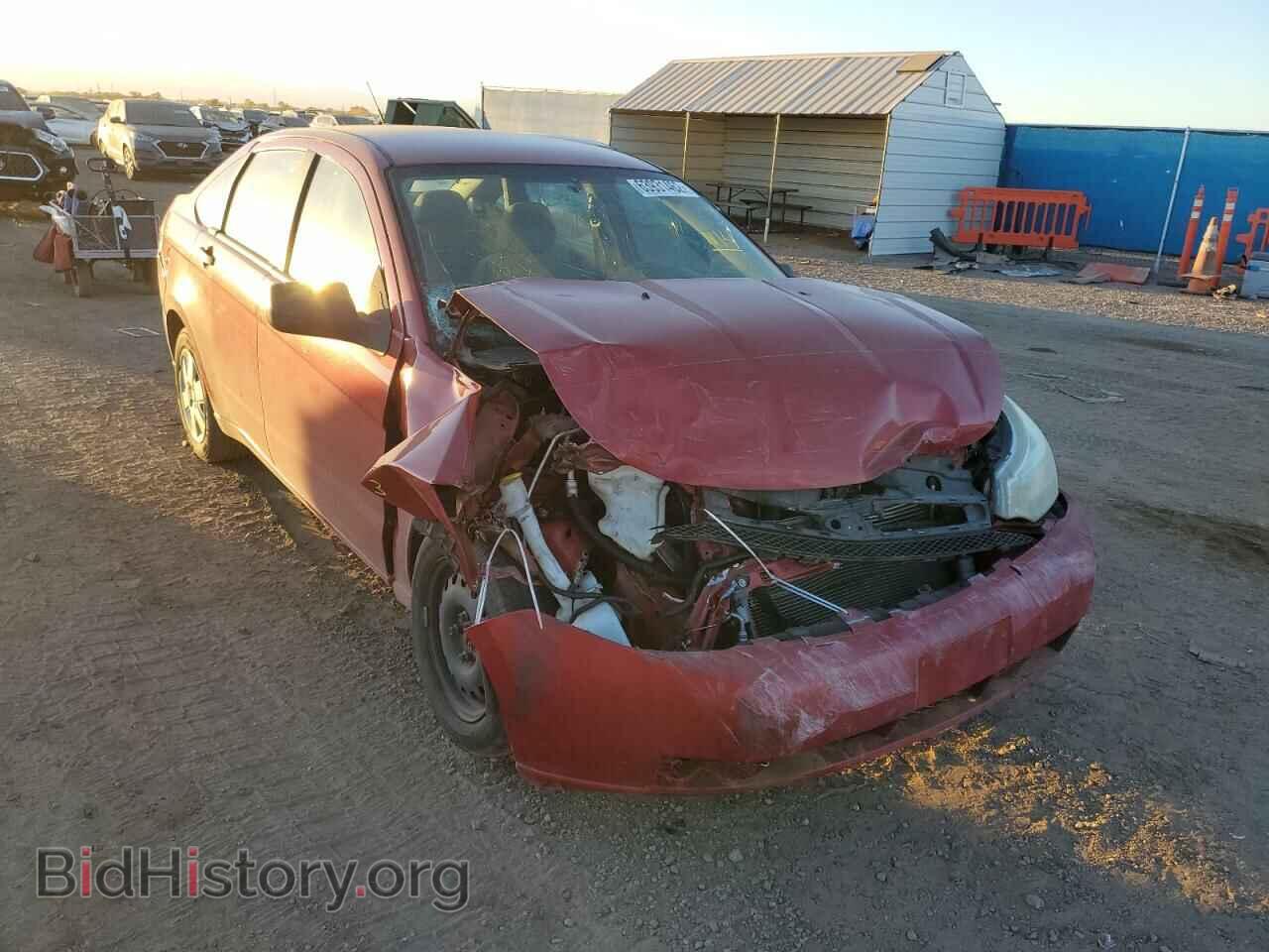 Photo 1FAHP3EN8BW180130 - FORD FOCUS 2011