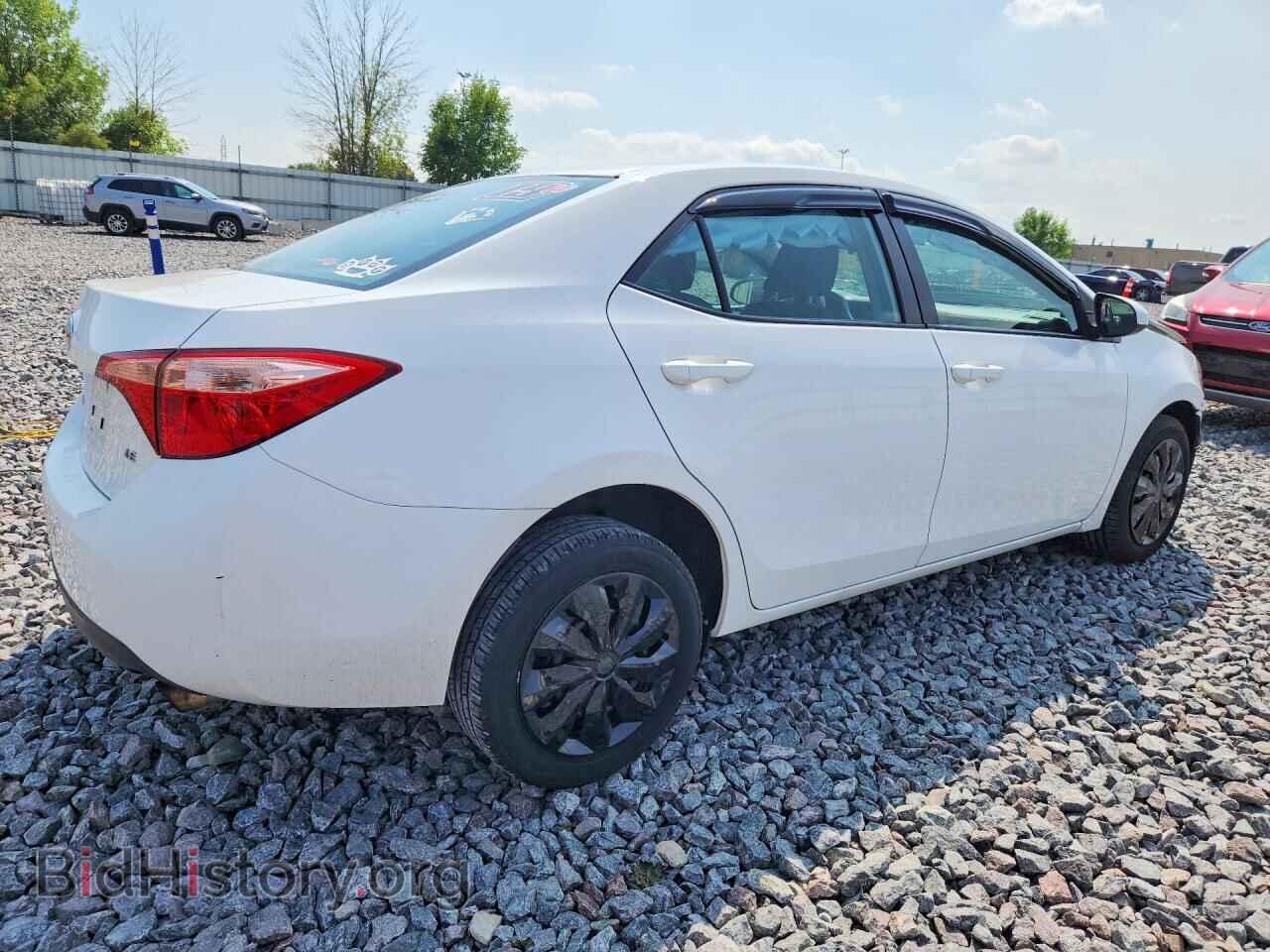 2017 TOYOTA COROLLA - VIN: 2T1BURHE8HC833838 - Фото 3