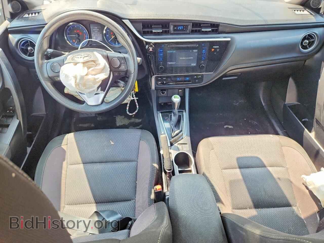 2017 TOYOTA COROLLA - VIN: 2T1BURHE8HC833838 - Фото 8
