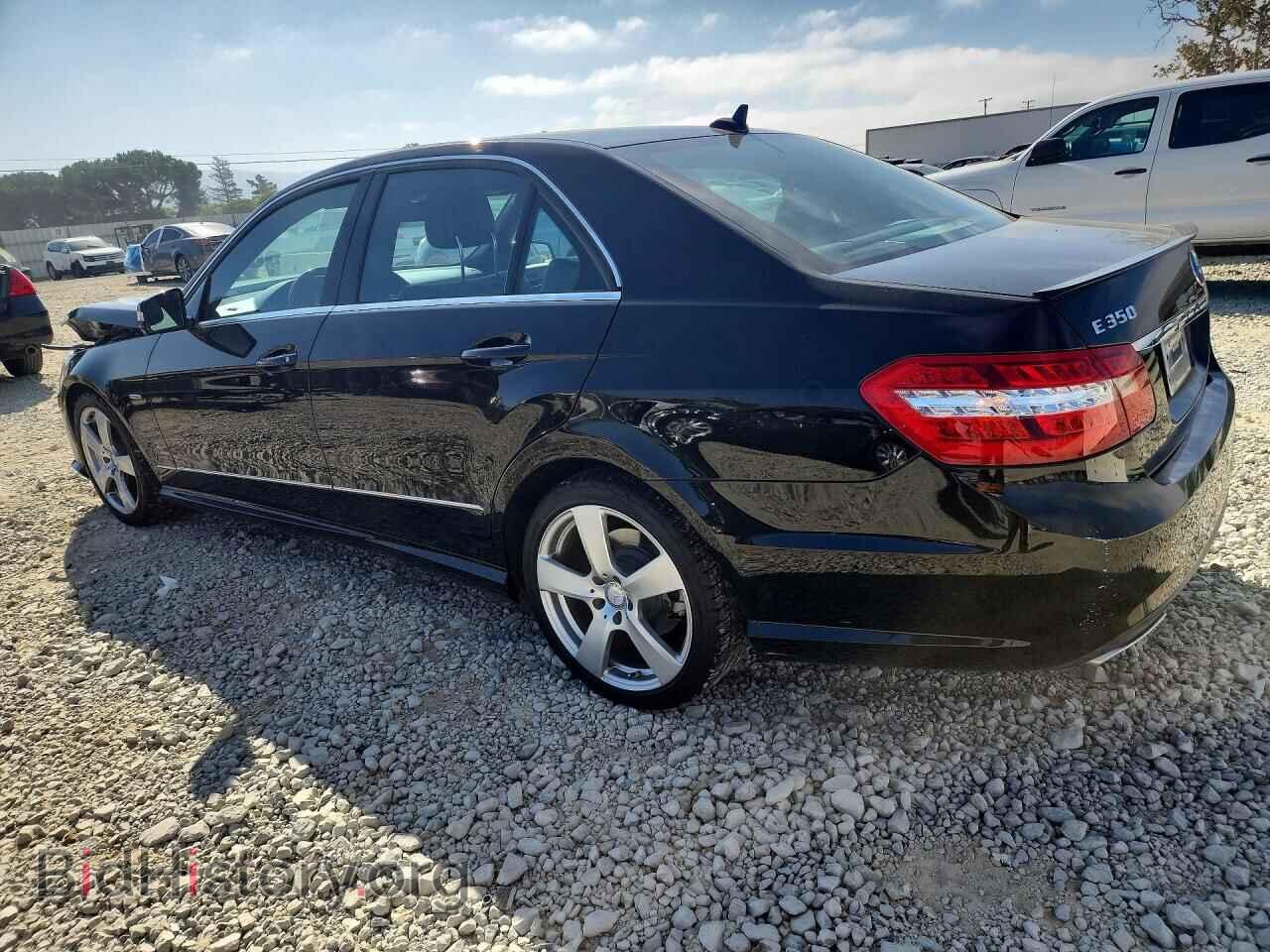 2012 MERCEDES-BENZ E-CLASS - VIN: WDDHF5KB1CA603296 - Фото 2