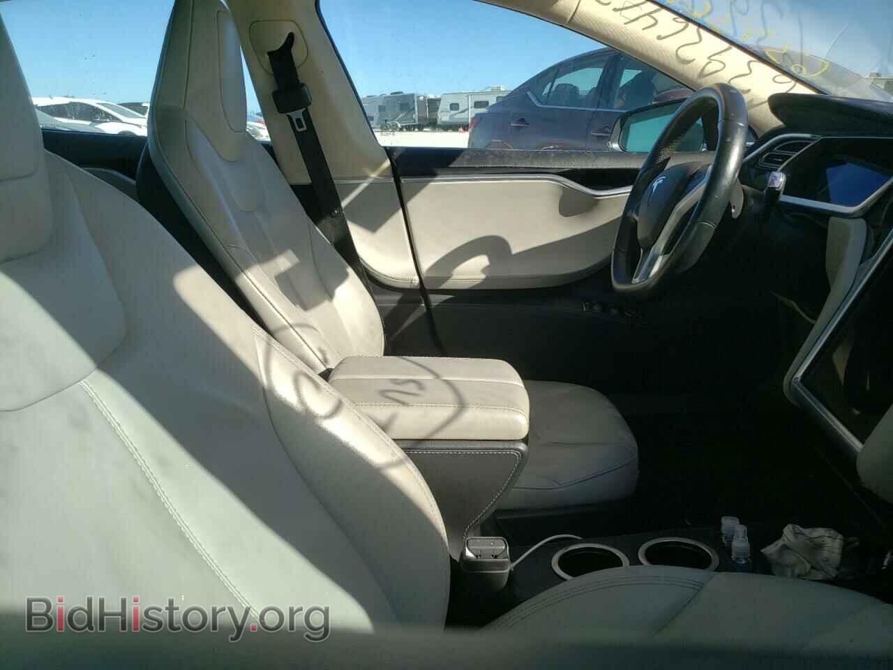 2014 TESLA MODEL S - VIN: 5YJSA1S12EFP28333 - Фото 5
