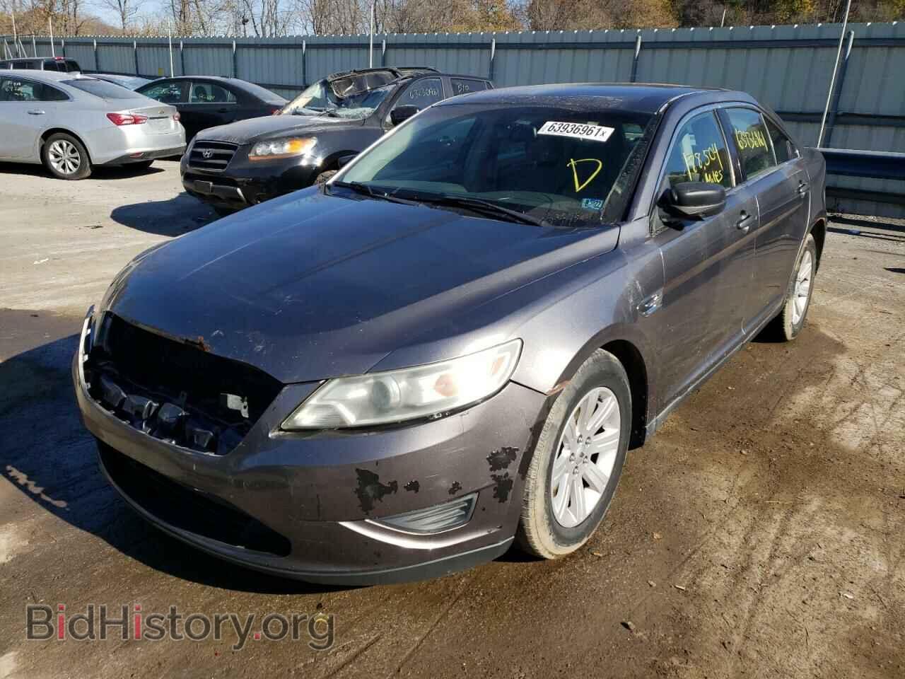 2011 FORD TAURUS - VIN: 1FAHP2DW1BG124190 - Photo 2