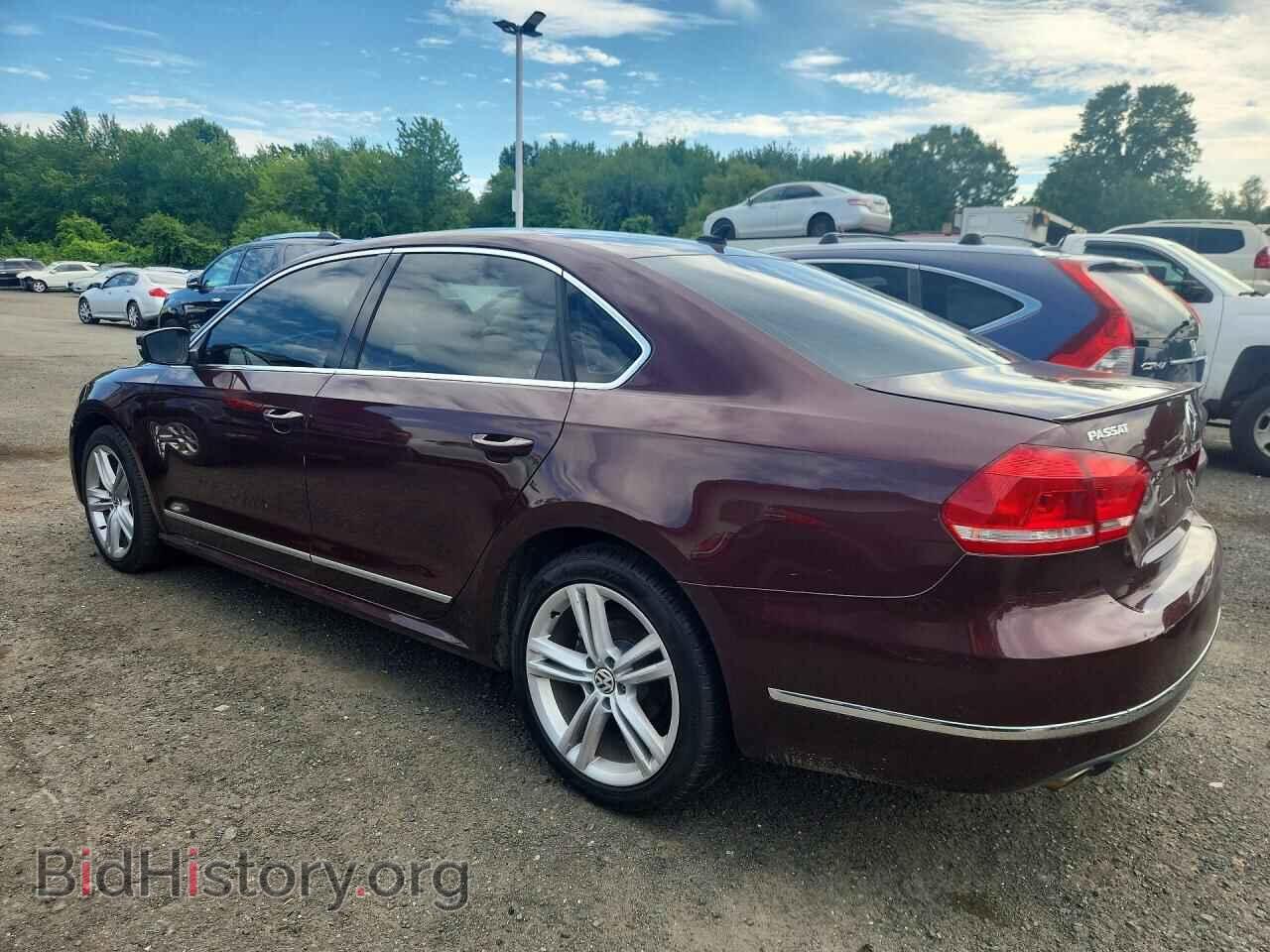 2013 VOLKSWAGEN PASSAT - VIN: 1VWCN7A33DC093307 - Photo 2
