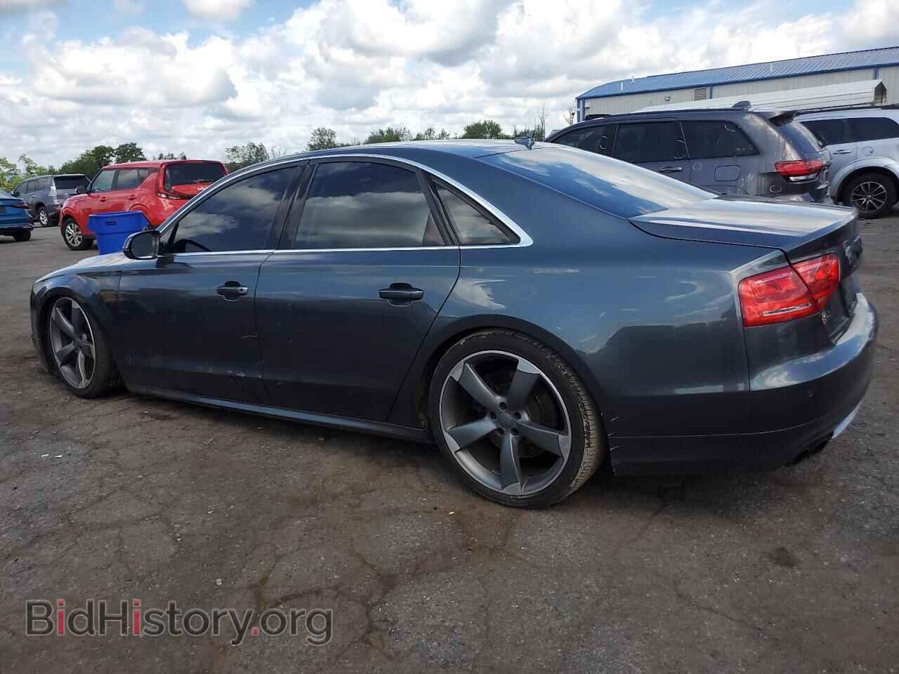 2013 AUDI S8 - VIN: WAUD2AFD4DN020379 - Photo 2