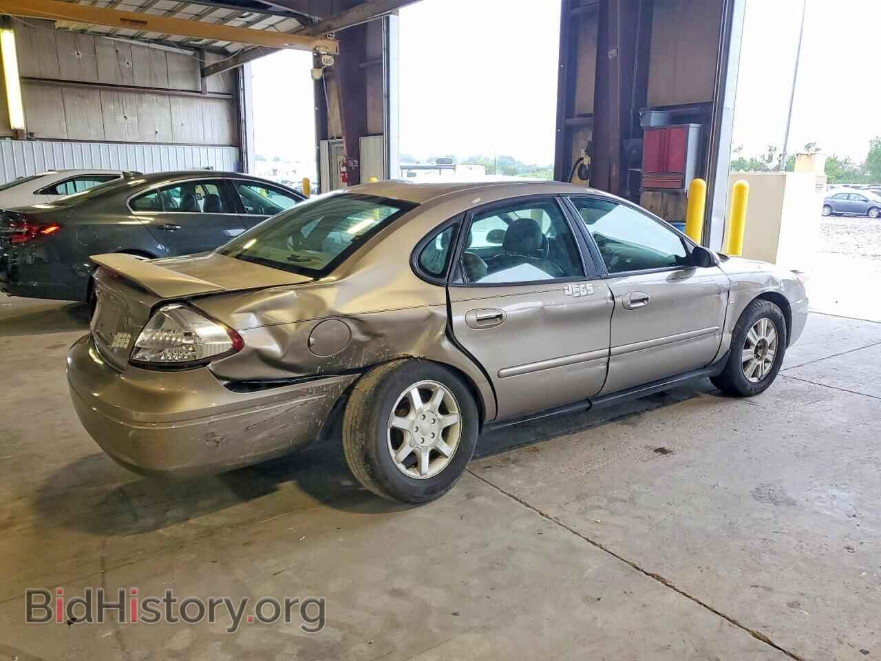 2005 FORD TAURUS - VIN: 1FAHP56SX5A254830 - Фото 3