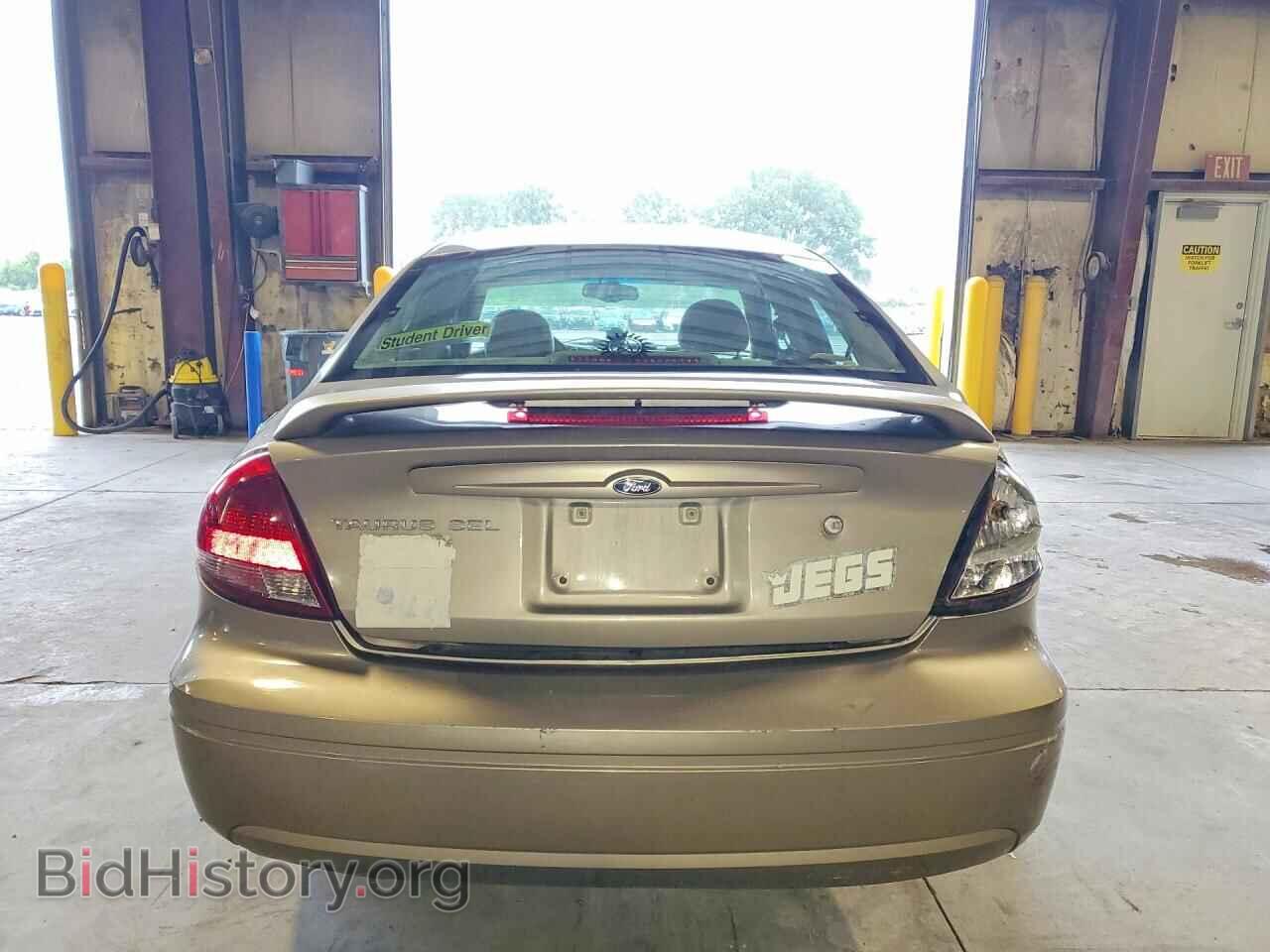 2005 FORD TAURUS - VIN: 1FAHP56SX5A254830 - Фото 6