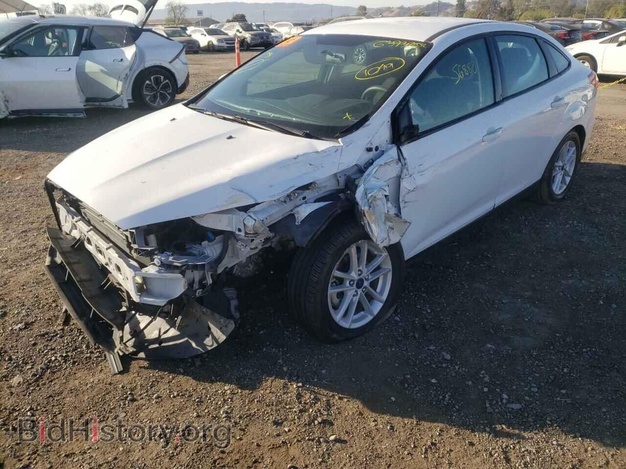 2018 FORD FOCUS - VIN: 1FADP3F27JL250655 - Фото 2