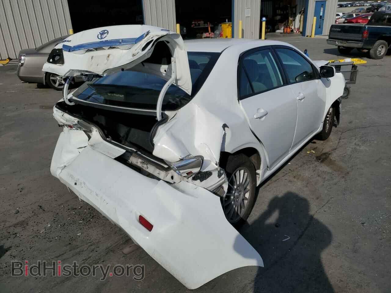 2011 TOYOTA COROLLA - VIN: 2T1BU4EE5BC586759 - Фото 4