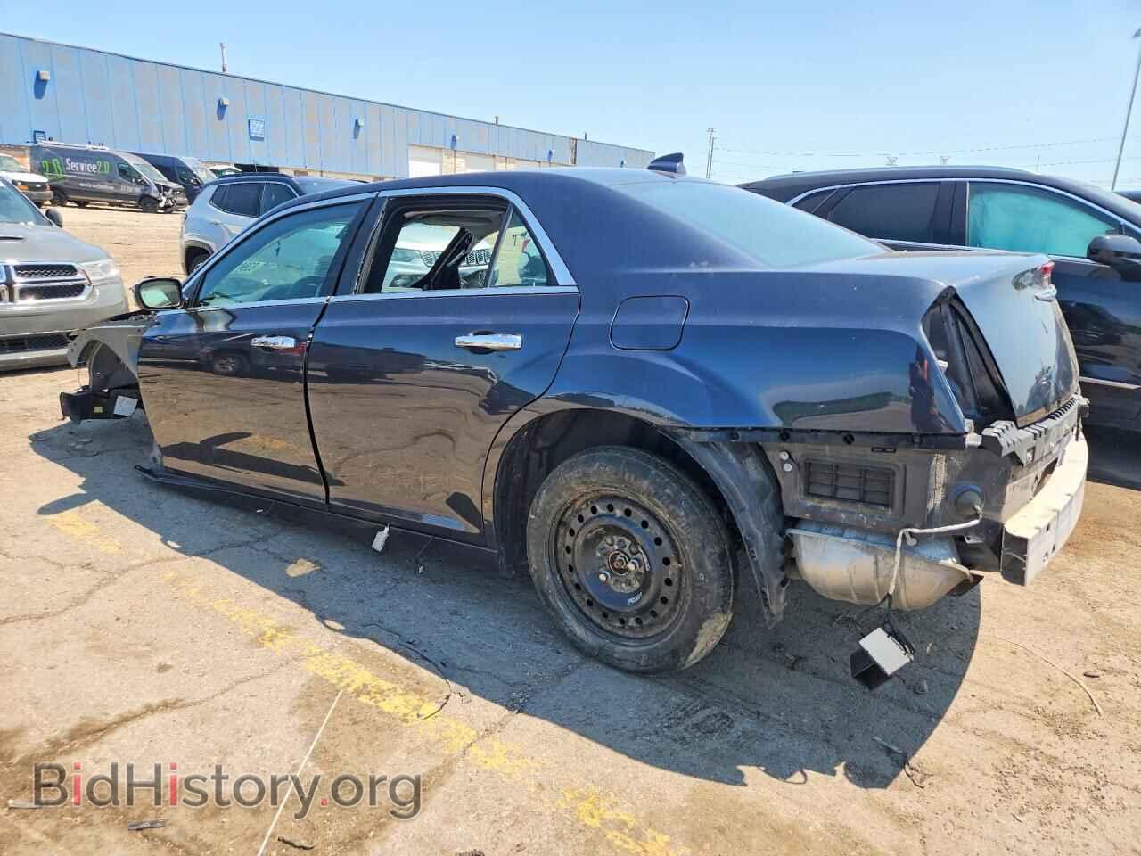 2017 CHRYSLER 300 - VIN: 2C3CCAEG5HH570216 - Photo 2