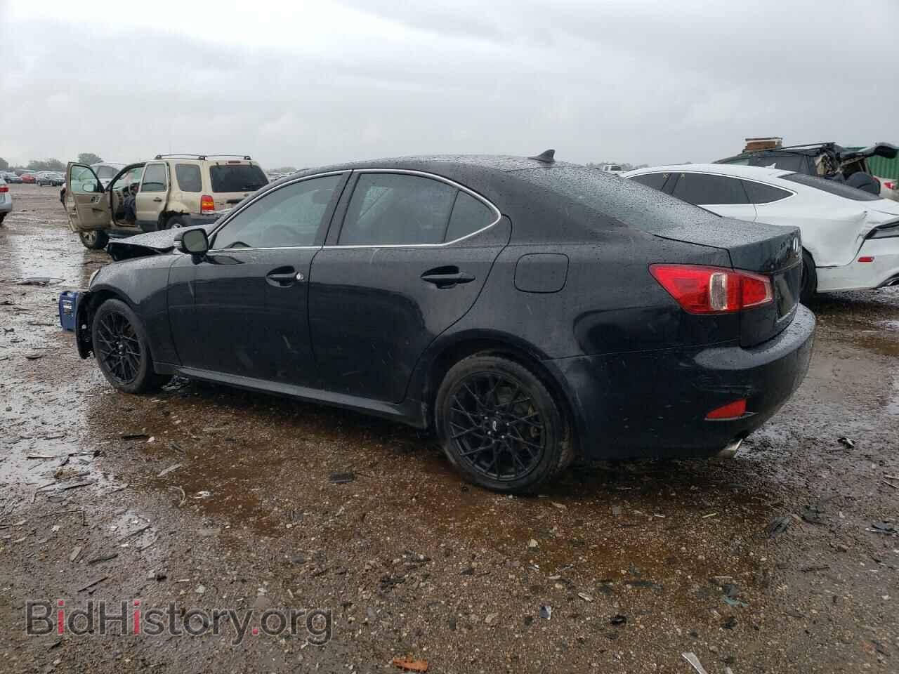 2011 LEXUS IS - VIN: JTHCF5C24B5045677 - Photo 2