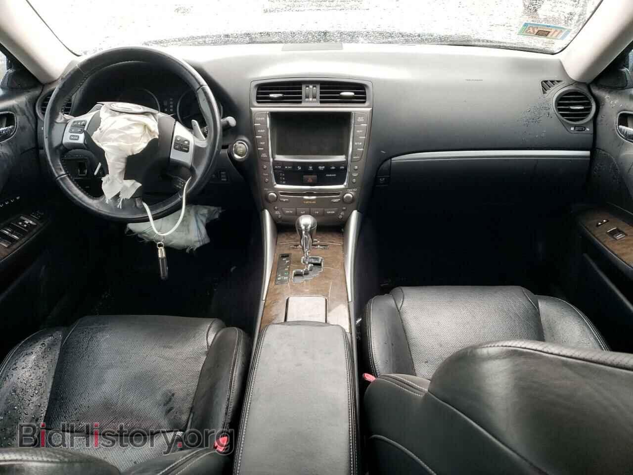 2011 LEXUS IS - VIN: JTHCF5C24B5045677 - Photo 8