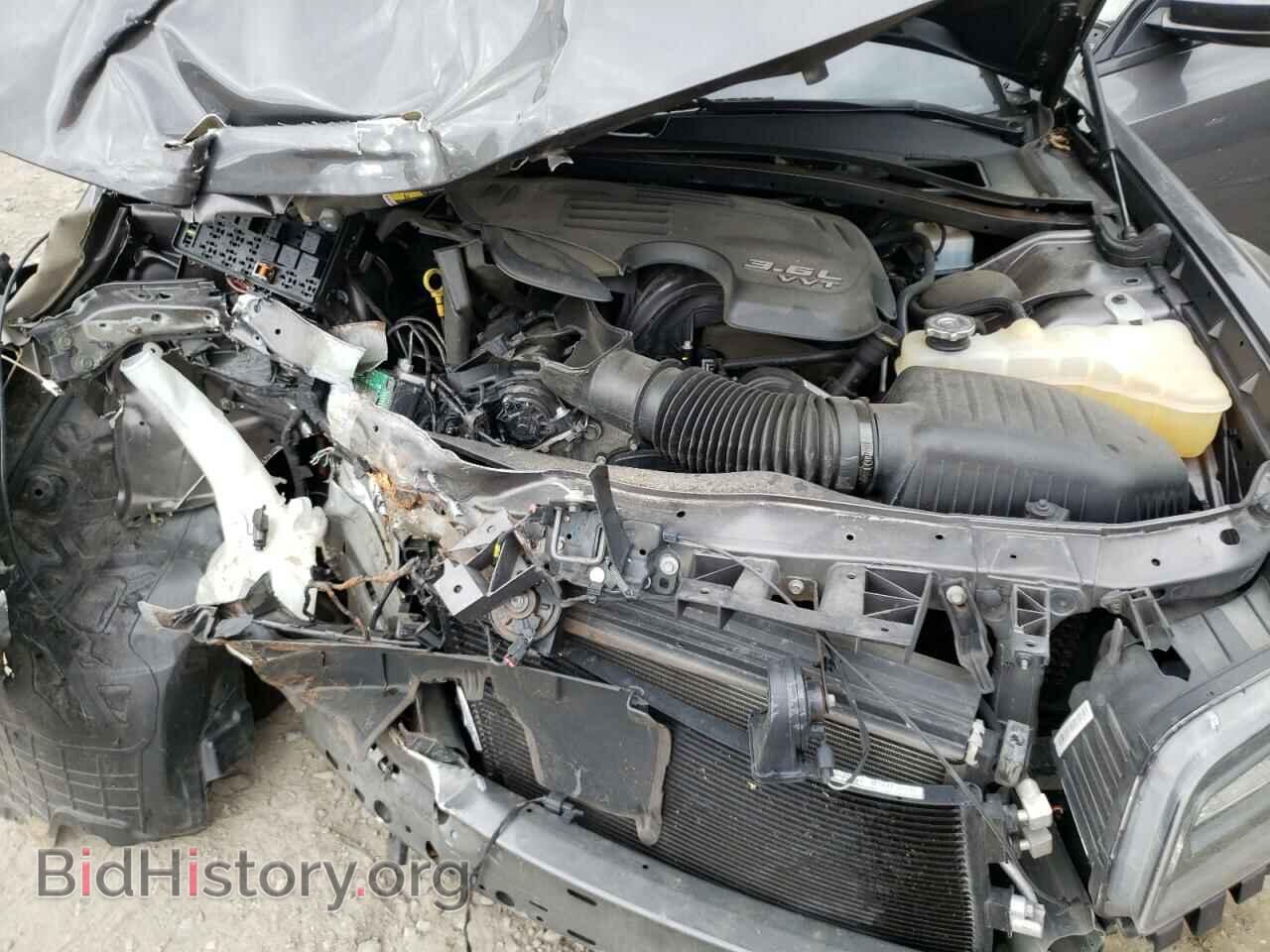 2019 CHRYSLER 300 - VIN: 2C3CCABG3KH609364 - Фото 7