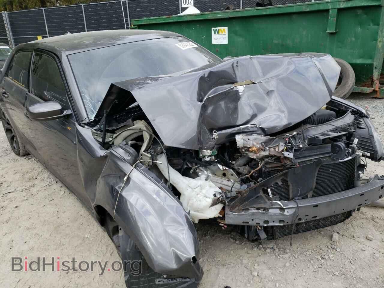 2019 CHRYSLER 300 - VIN: 2C3CCABG3KH609364 - Фото 9