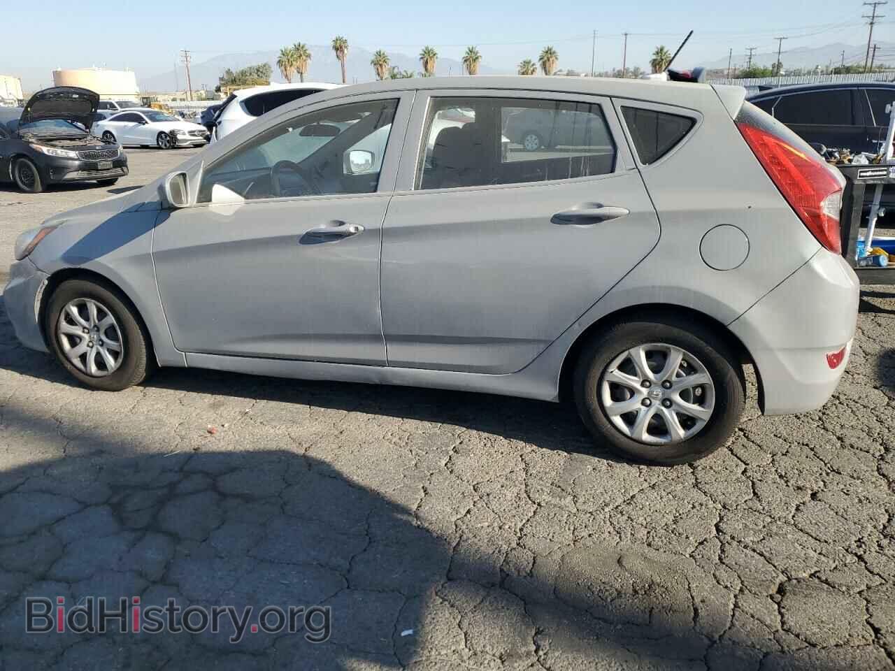 2013 HYUNDAI ACCENT - VIN: KMHCT5AE7DU065997 - Фото 2